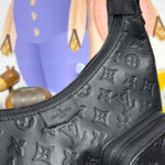 Louis Vuitton Hobo Cargo M14778 Black